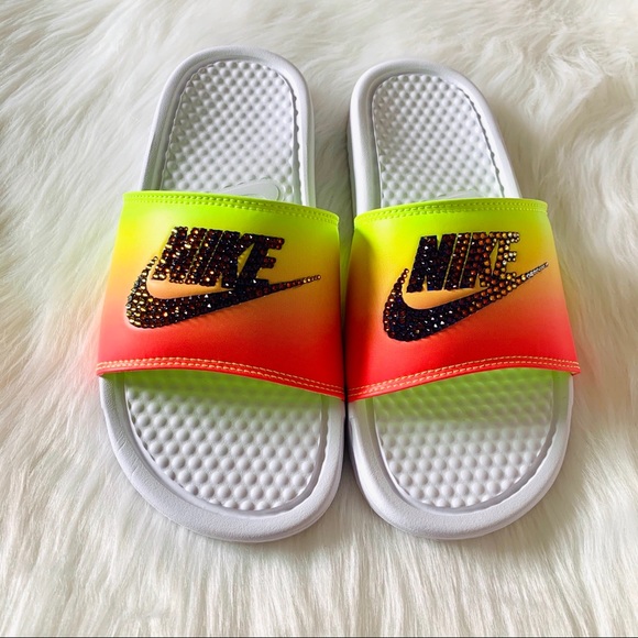 Swarovski Nike Benassi Slide Sandal Hyper Volt - Picture 3 of 6